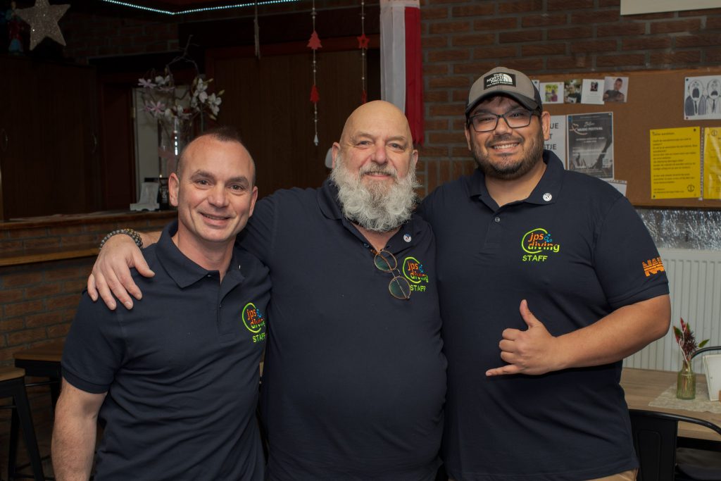 Xavier Michelot, Jean-Pierre Sonnet, Kana Losano – Welcome to Jps Diving Staff